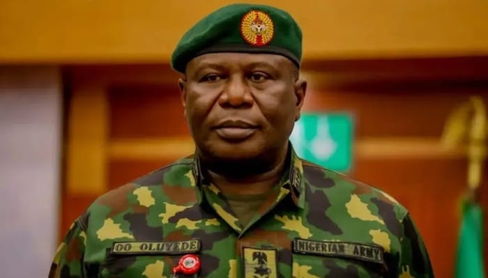 General Olufemi Oluyede, Oyo